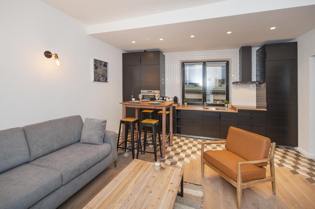 Pick A Flat'S Apartment In Le Marais - Rue Sainte Croix De La Bretonnerie Paris Rum bild