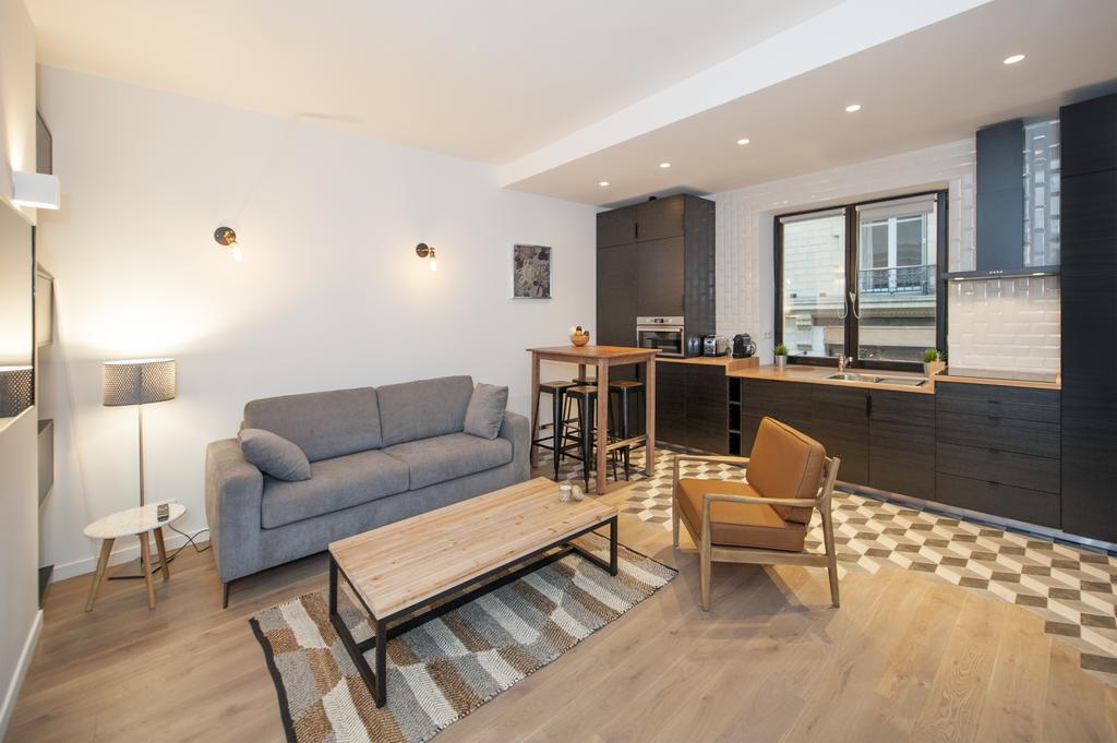 Pick A Flat'S Apartment In Le Marais - Rue Sainte Croix De La Bretonnerie Paris Rum bild